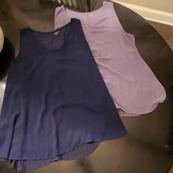 (2) LOFT sleeveless shirts - Picture 2 of 10
